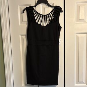 Elegant Black Sleeveless Dress